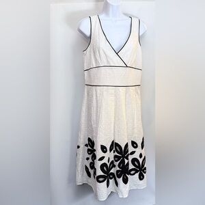 SPENSER JEREMY Embroidered Dress Womens 10 Midi Fit & Flare Bodice Pleated